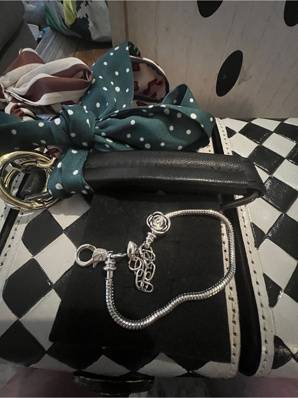 Silver bracelet with rose